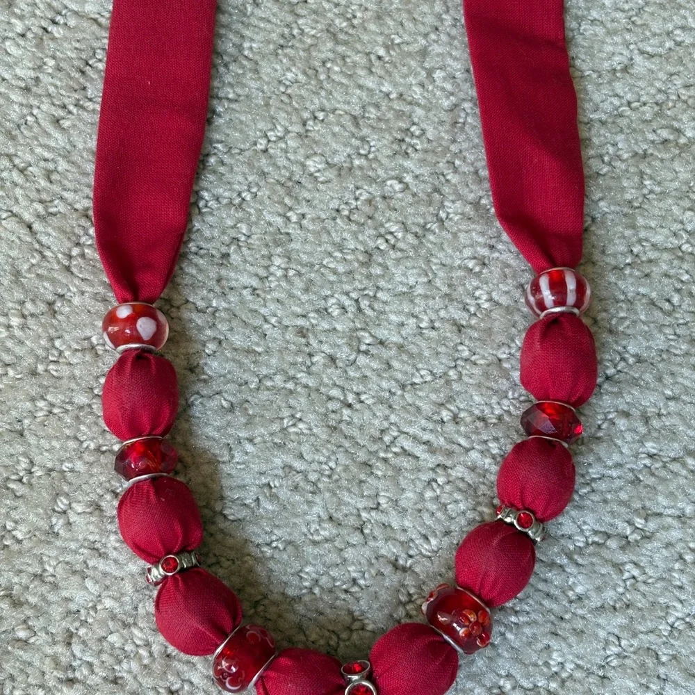 necklace red beaded fabric adjustable self-tie